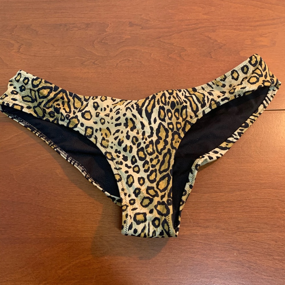 5/$40 SALE VS SWIM CHEEKY BOTTOMS
